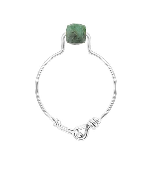 Smaragd ring op zilverdraad