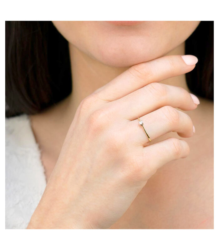 Ring 'Petit Solitaire' geelgoud en diamanten image number 1