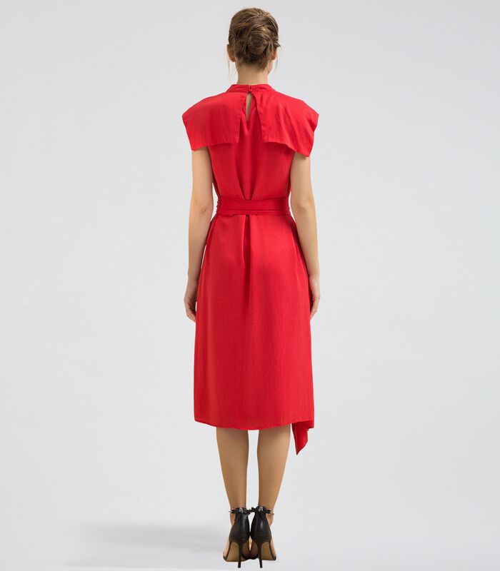 Losvallende asymmetrische halflange jurk in cupro image number 2