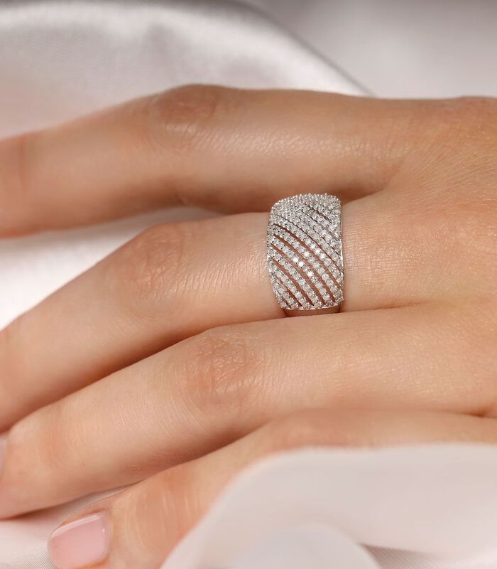 Ring "Prodigieuse" Wit Goud en Diamanten image number 1