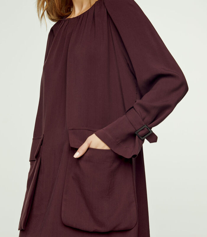 Bordeauxrode Tencel jurk met zakdetail image number 4