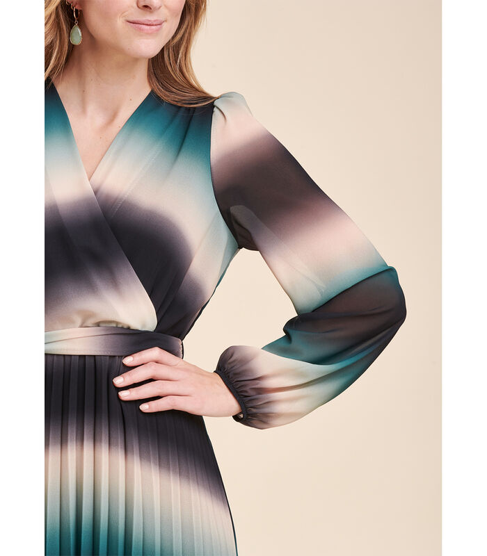 Lange geplooide jurk in Tie & Dye bedrukte polyester sluier image number 3