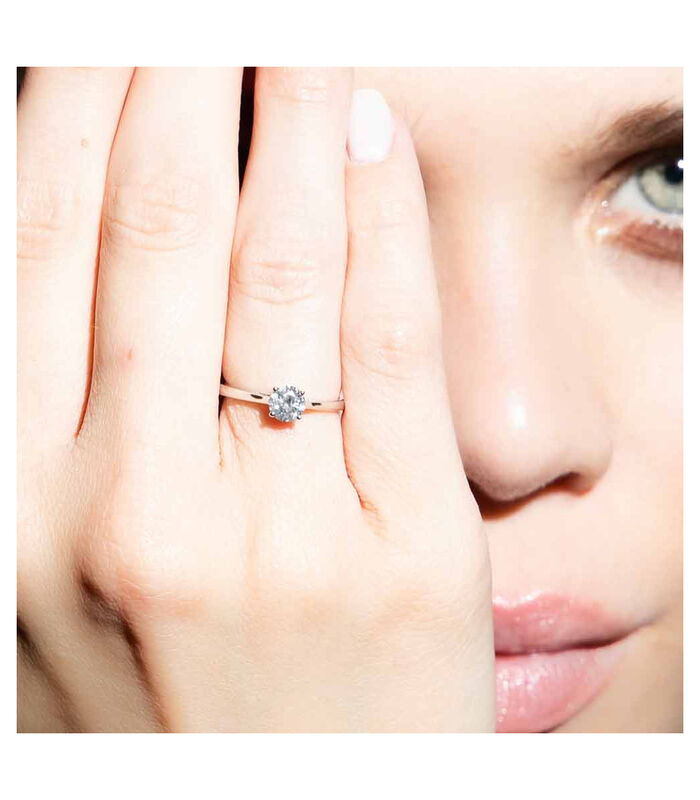 Ring 'Solitaire Impérial' witgoud en diamanten image number 1