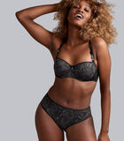 lioness of brittany brazilian slip image number 0