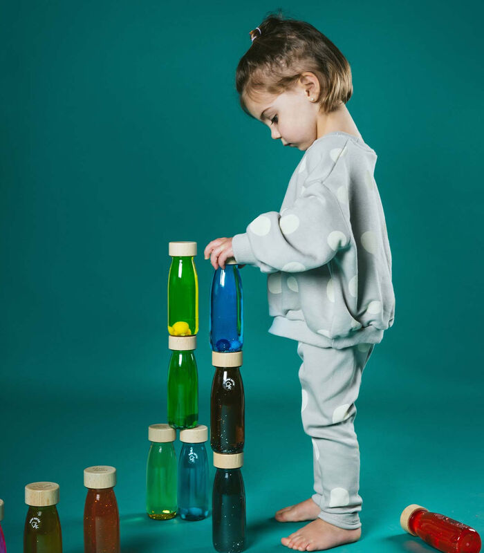 Zintuiglijke fles Float magic Montessori activiteitenspeelgoed activity image number 3