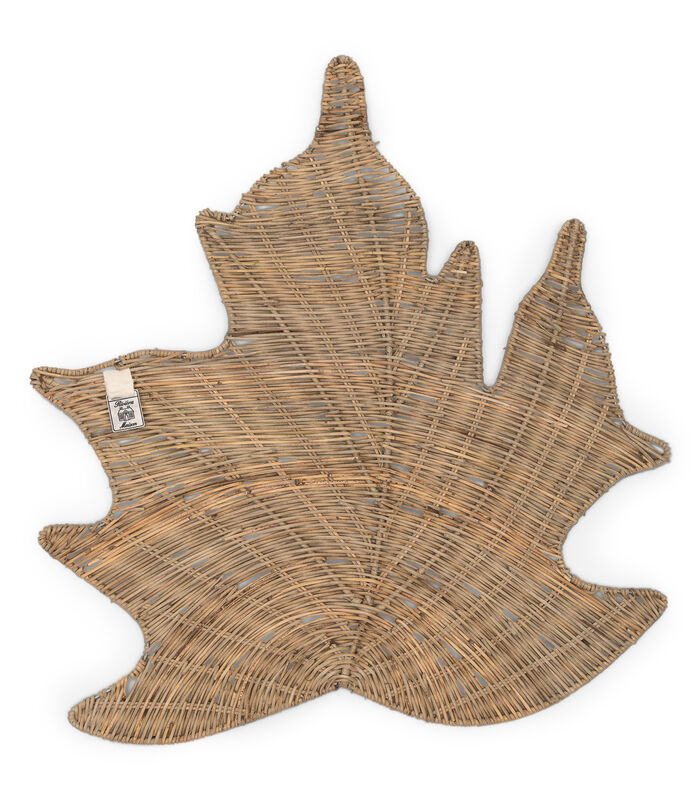 Rustic Rattan Maple Leaf Placemat image number 0