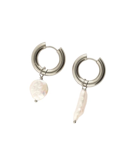 Boucles d'oreilles avec deux perles différentes