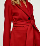 Manteau long rouge foncé imitation mouflon avec ceinture image number 4