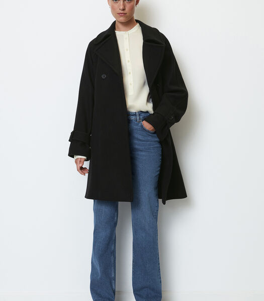 Trench-coat court, coupe relaxed