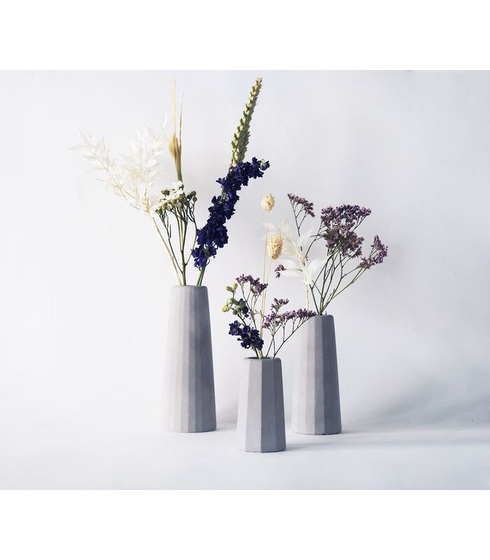 FACETTE- Vases soliflores en béton (trio) image number 1