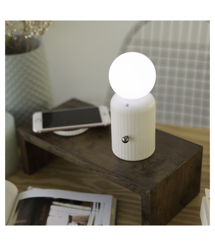 Lampe d'ambiance chargeur induction 2 en 1 image number 1