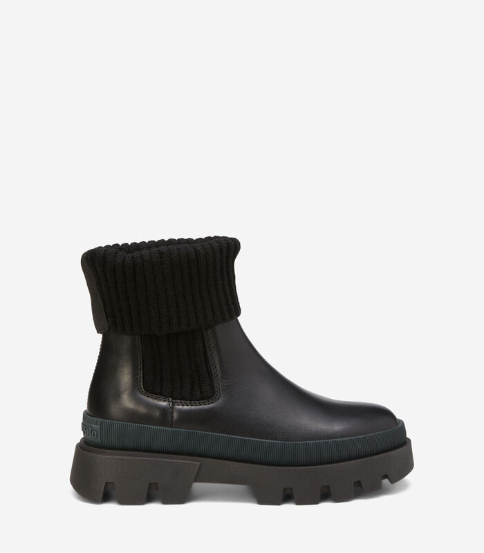 Chunky Chelsea boots image number 0