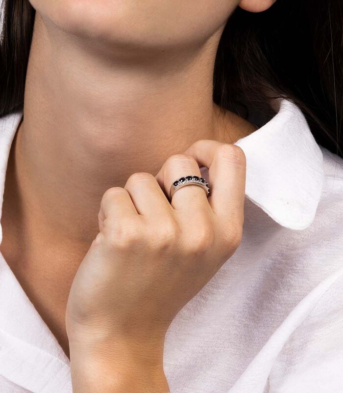 Ring 'Sitra Saphir' witgoud en diamanten image number 1