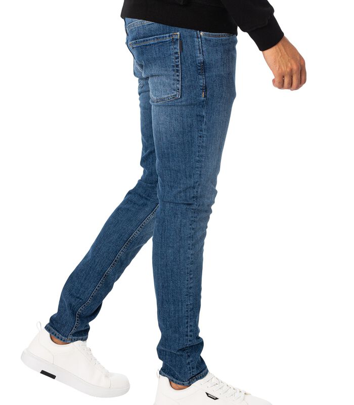 Ozzy Jeans image number 1