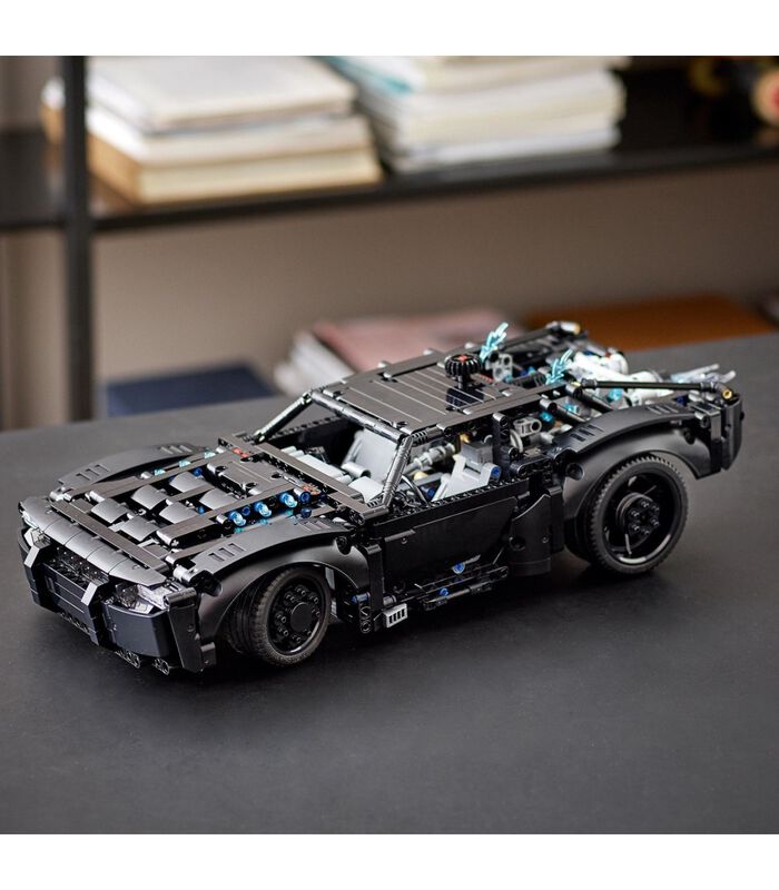 Technic The Batman Batmobile (42127) image number 1