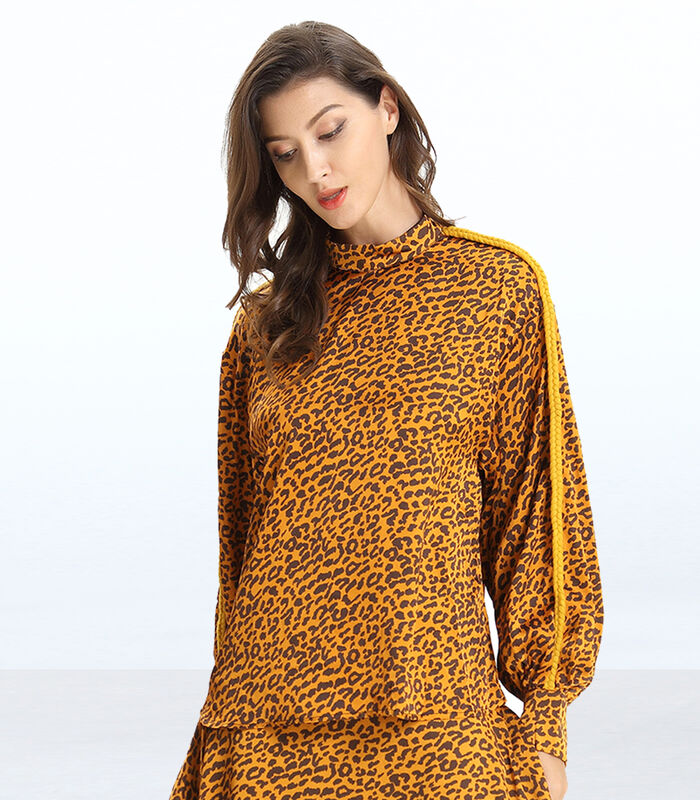 Luipaardprint blouse en kwast mouwen image number 1