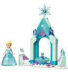 LEGO Disney 43199 La Cour du ChÃ¢teau dâ€™Elsa Set avec Robe Diamant image number 3
