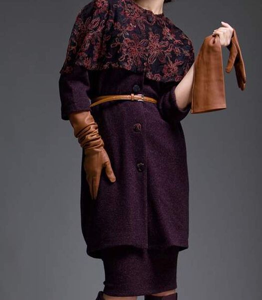 Veste en tricot mélangé avec détail en dentelle style cape