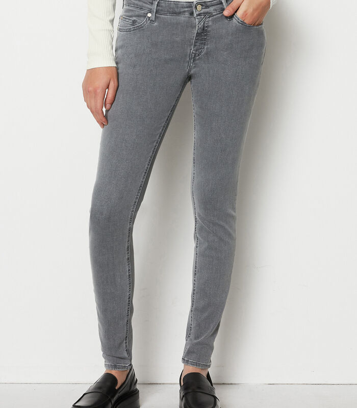 Jeans modèle SIV Skinny taille basse image number 0