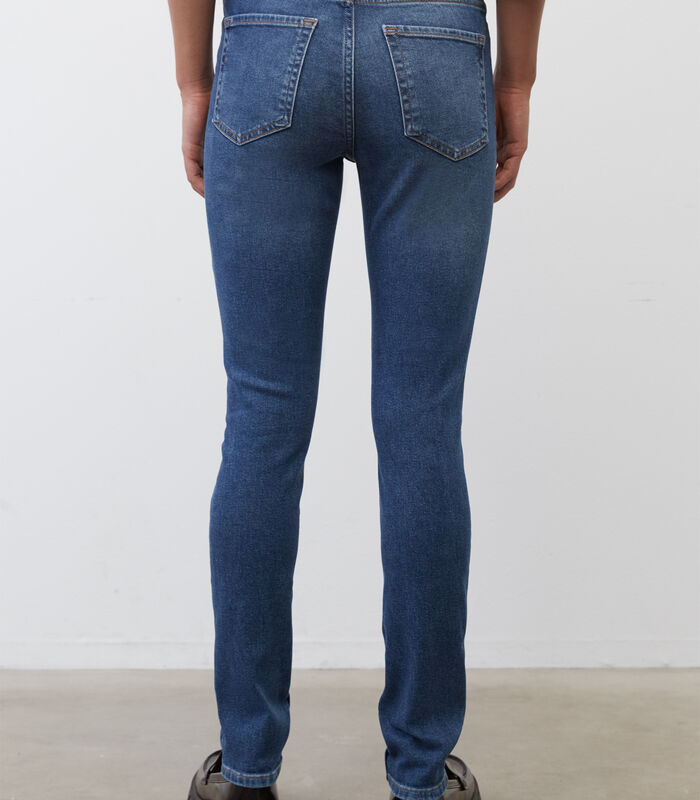 Jeans model SKARA high image number 2