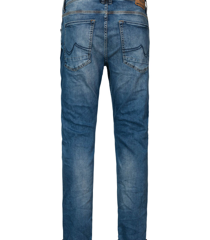 Russel Regular Tapered Fit Jeans image number 1