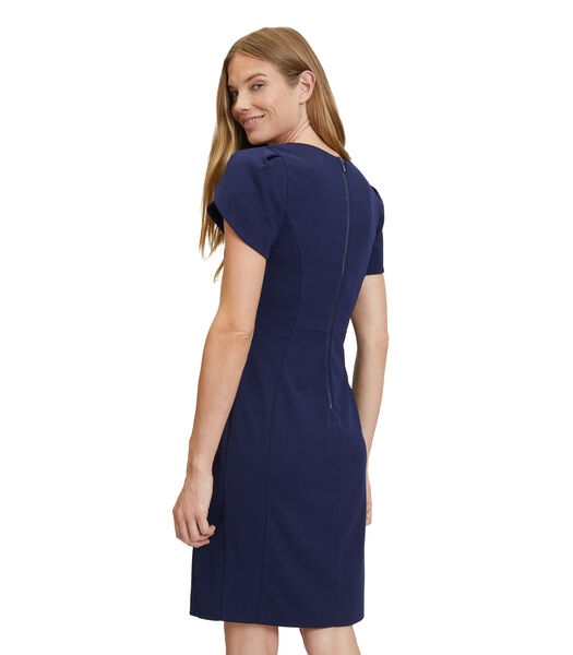 Robe de cocktail manches courtes