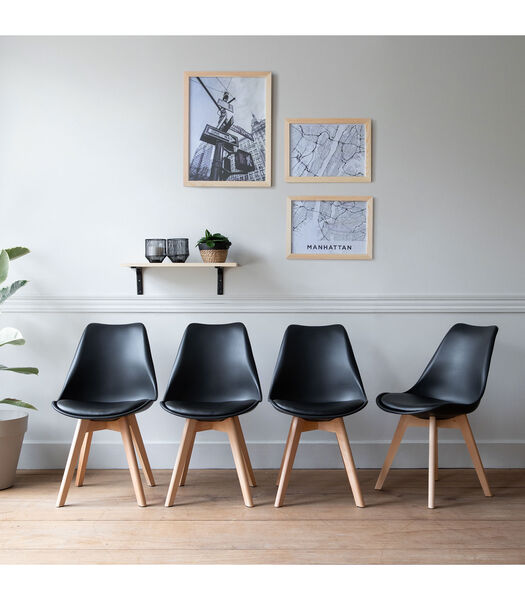 Set van 4 zwarte NORA Scandinavische stoelen met kussen