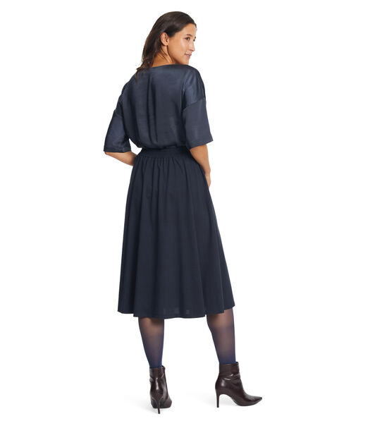 Casual jurk met uitlopende rok
