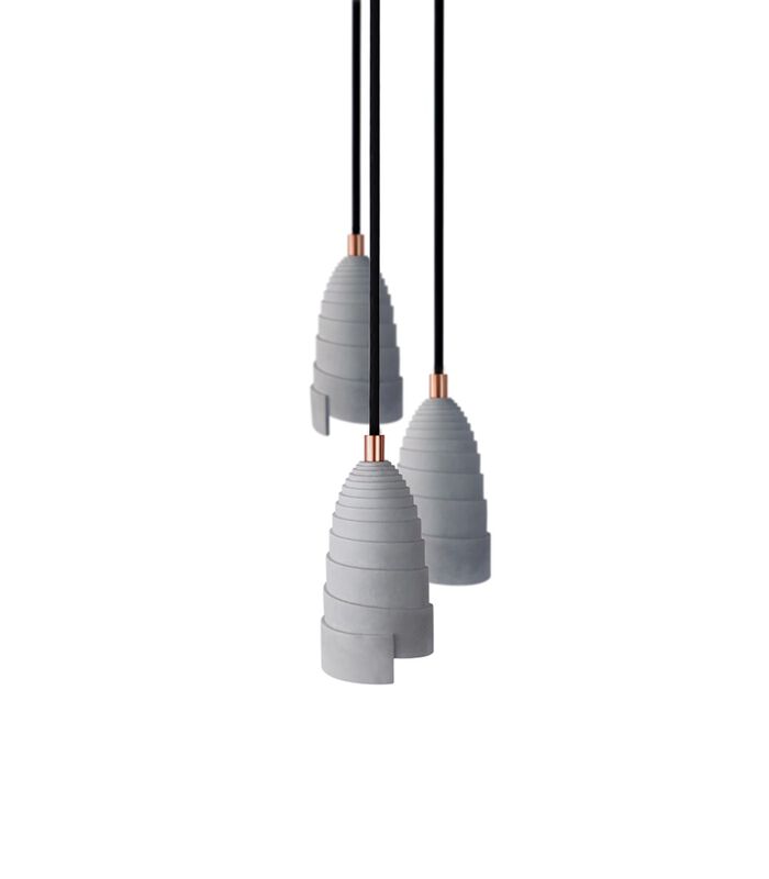 FLANELLE TRIPLE - Betonnen hanglampen en koperen accessoires image number 0