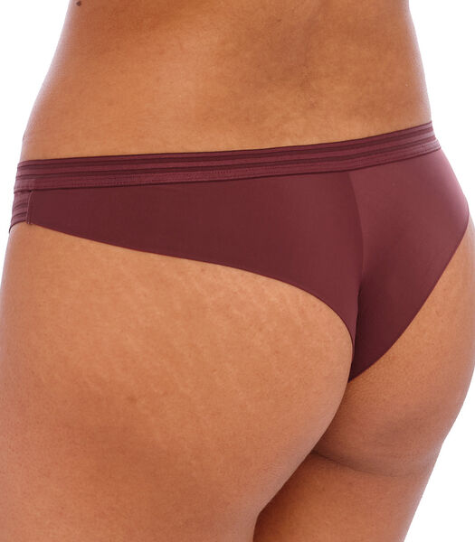 Moderne brazilian string Tailored