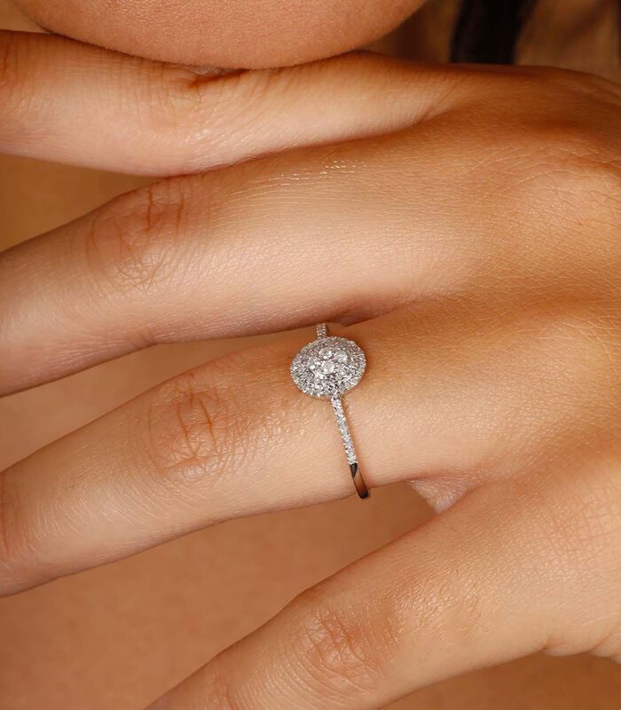 Ring 'Beauty Queen' witgoud en diamanten image number 1