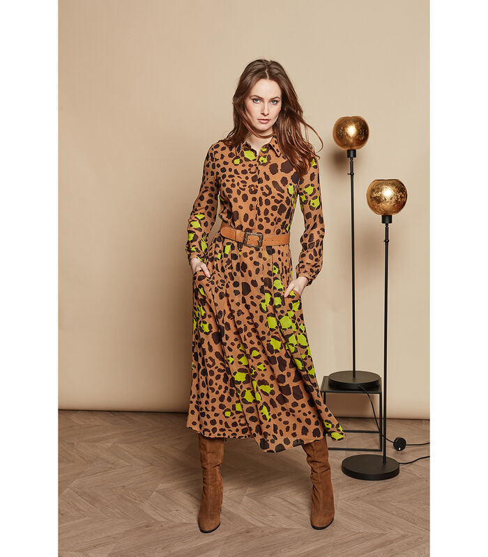 Trendy jurk in dierenprint met fluo accent image number 0