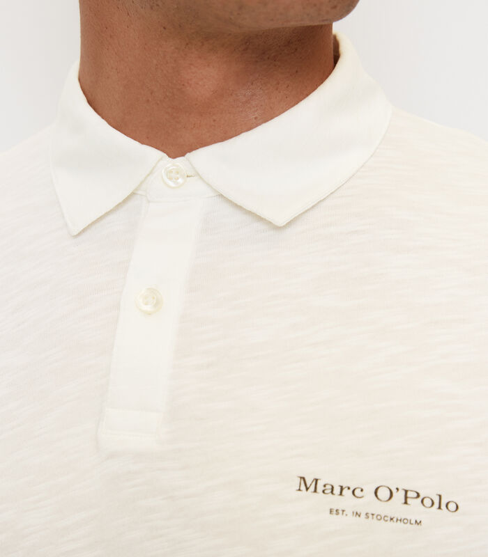 Polo ajusté à manches courtes en jersey image number 4