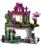 LEGO Minecraft 21183 Le Camp d'Entraînement image number 3