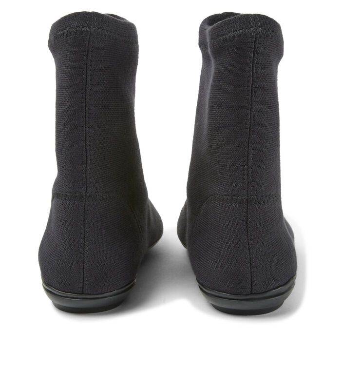 Right Dames Ankle Boots image number 2