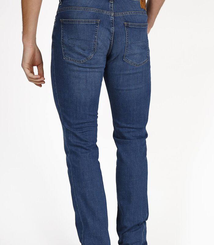 LC112 Core Mid Blue - Straight Jeans image number 0