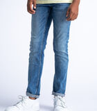 Russel Regular Tapered Fit Jeans image number 2