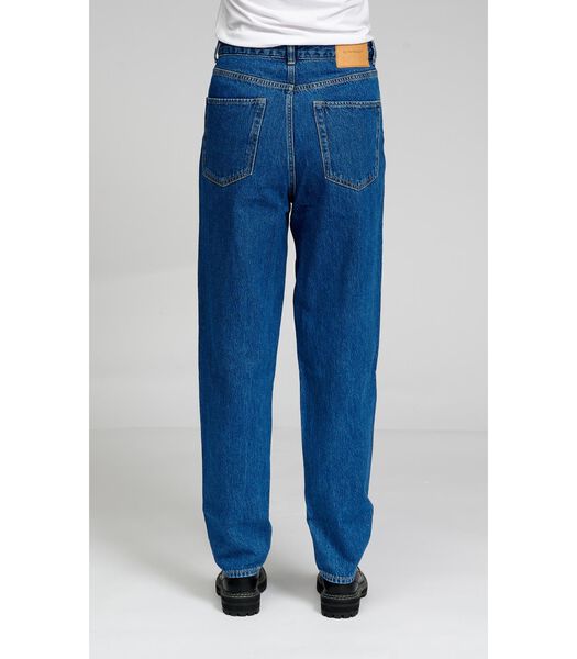 Les jeans Performance Mom originaux - Denim bleu moyen.