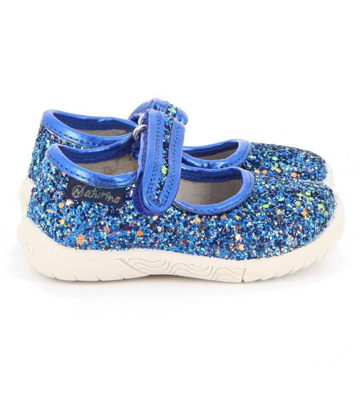 chaussures des filles bleues