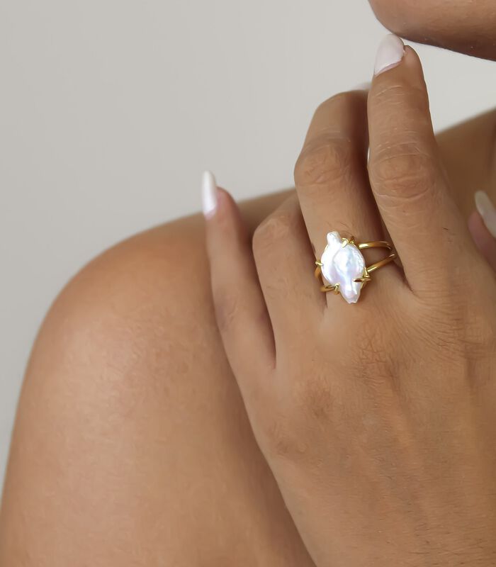 'Amira Pearl' Ring image number 3