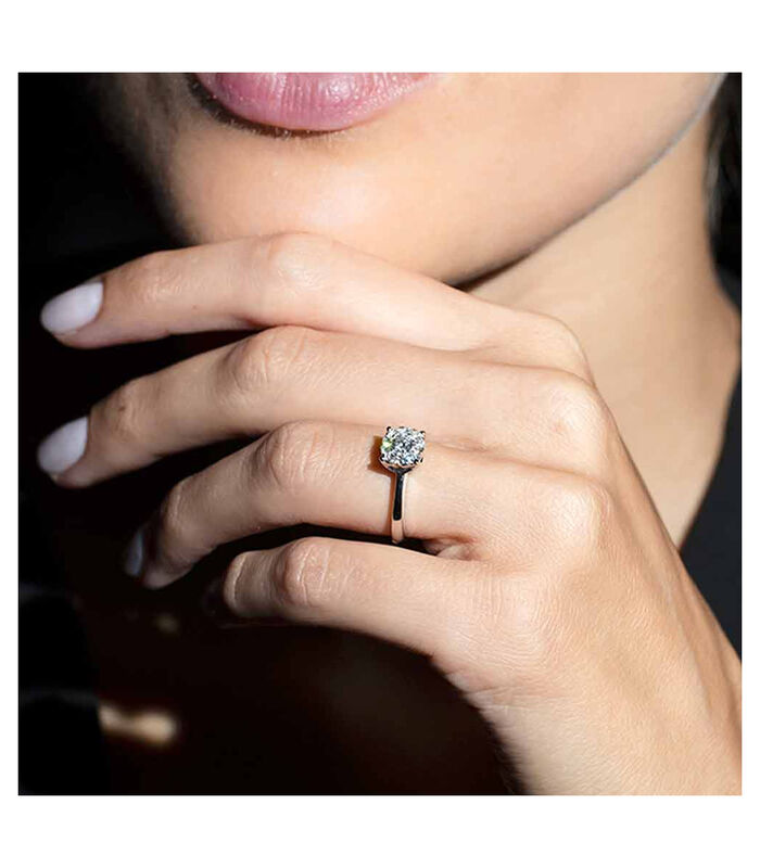 Ring 'Luciana' witgoud en diamanten image number 1