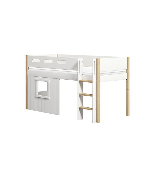 Halfhoogslaper, rechte ladder en boomhut bedfronten, wit frame.