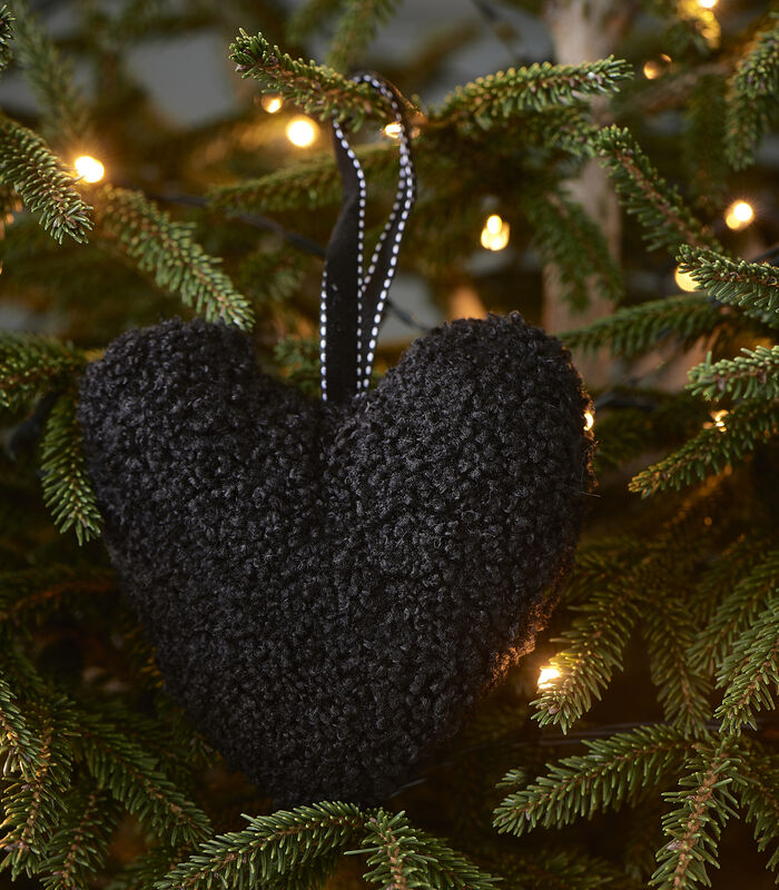 The Perfect Heart Ornament image number 1