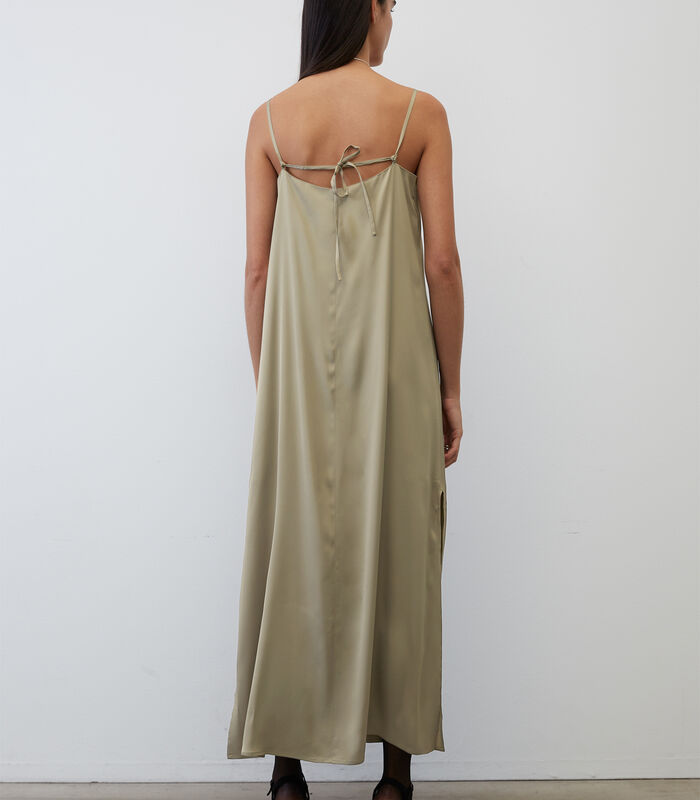 Stijlvol glanzende jurk in lingeriestijl image number 2