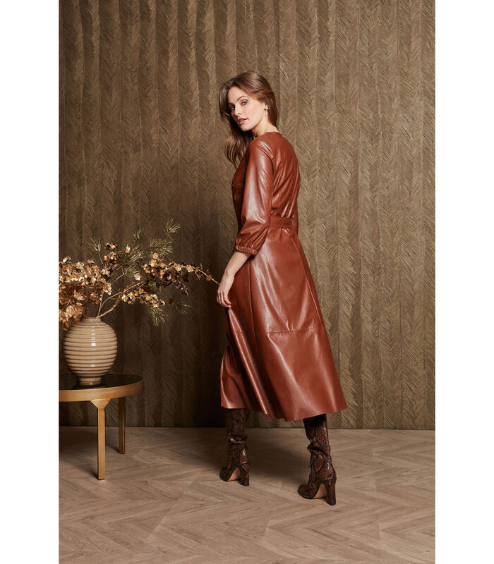 Magnifique robe en cuir brun image number 1
