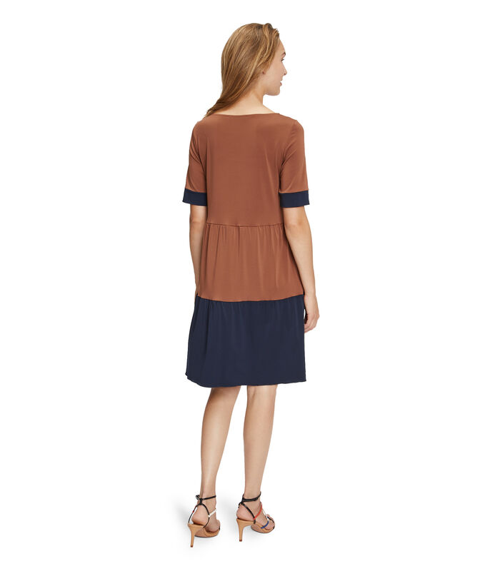 Jersey jurk met colour blocking image number 1
