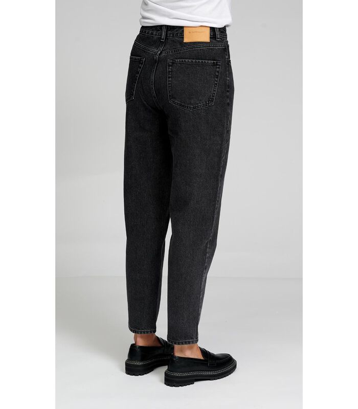 Les jeans mom originaux Performance - Denim noir délavé image number 1
